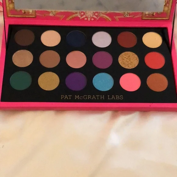 Pat McGrath Labs Mothership Mega Celestial Nirvana 18 Pan Eyeshadow Palette NIB